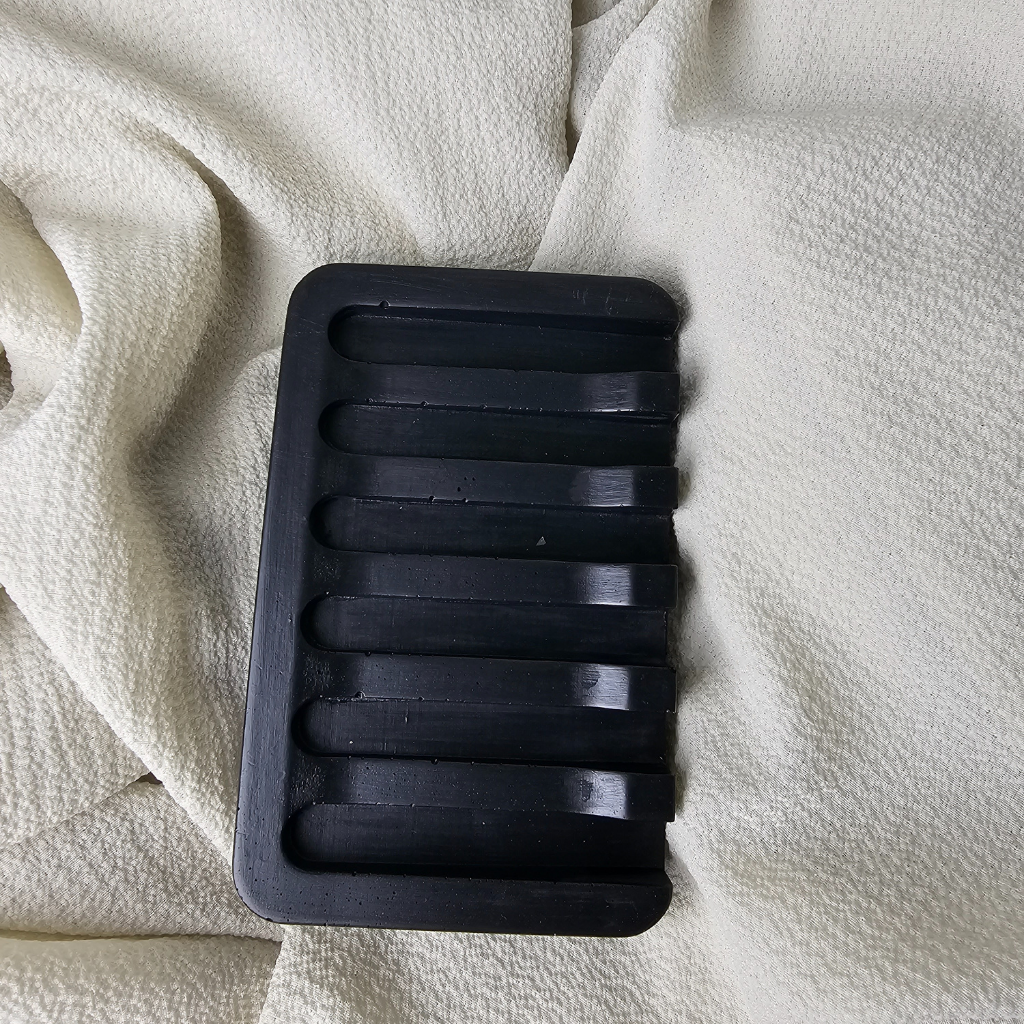THE SOAP DISH (Monochrome Collection)