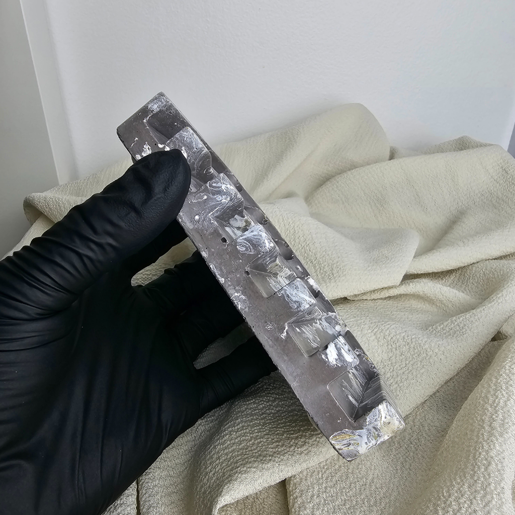 THE SOAP DISH (Abstract Collection)