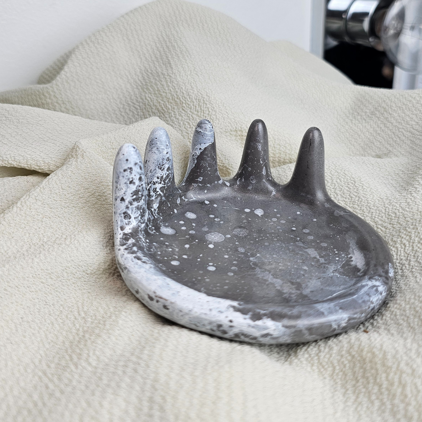 THE RING DISH (Abstract Collection)