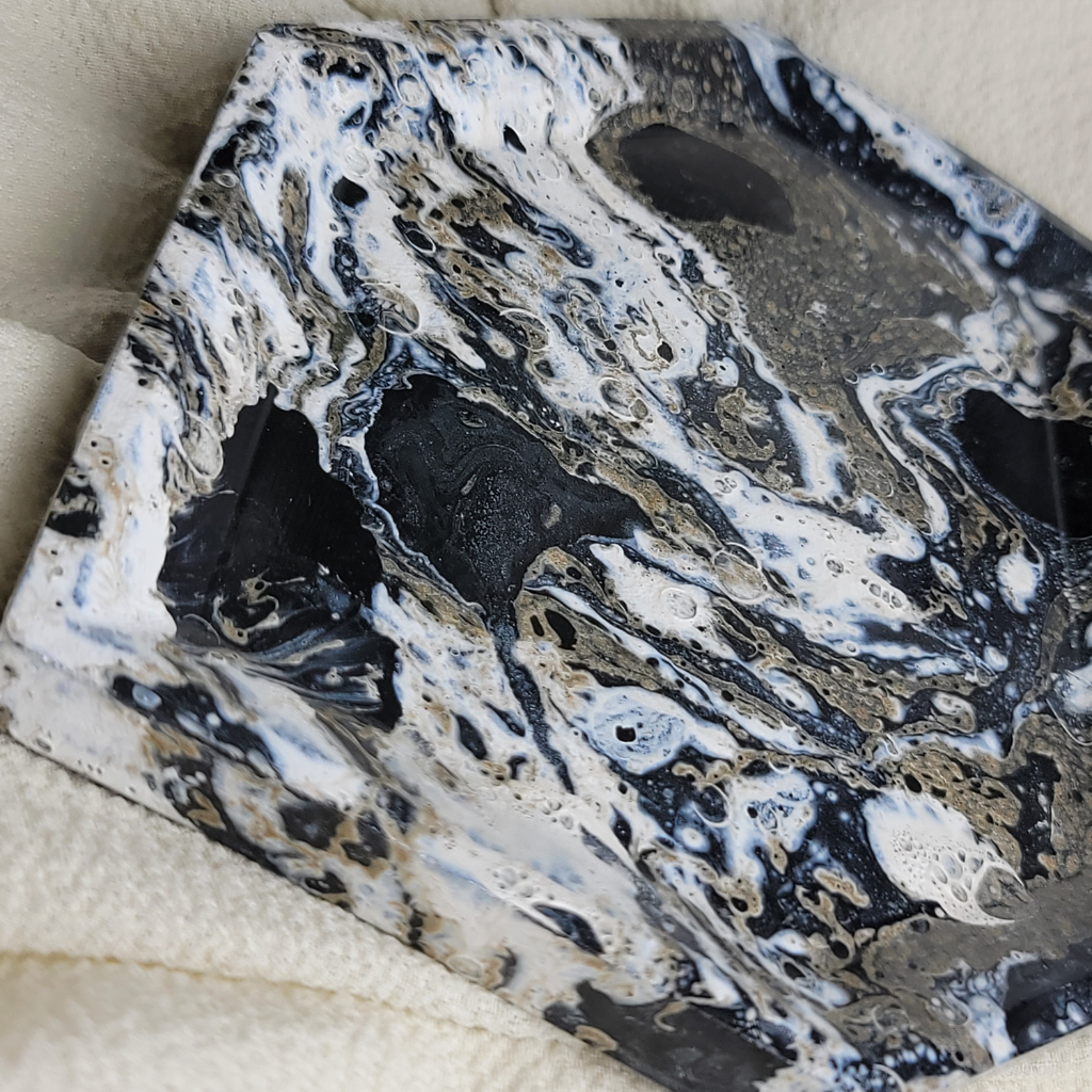 Geo Tray (Abstract Collection)