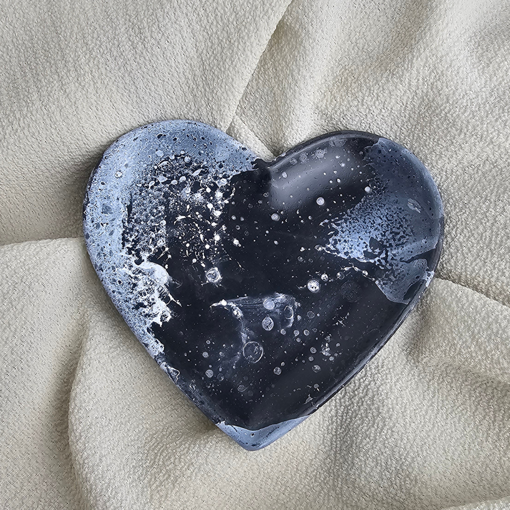 THE HEART TRAY