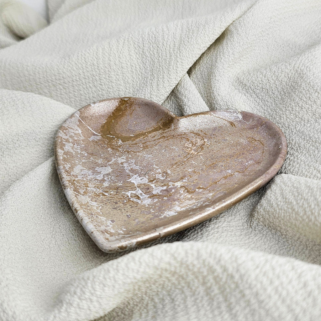 THE HEART TRAY