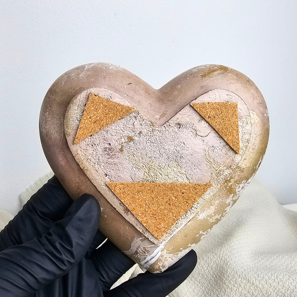 THE HEART TRAY
