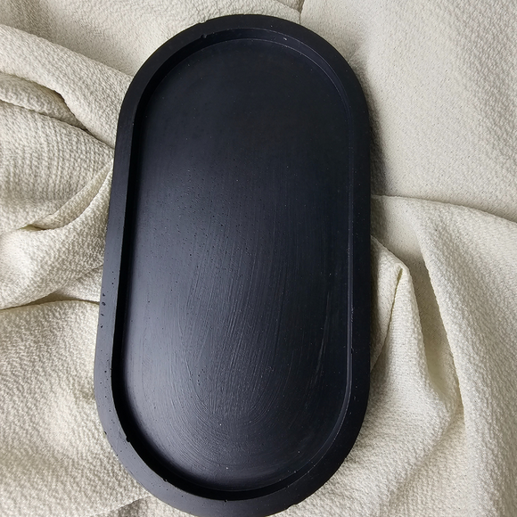 Oval Tray (Monochrome Collection)