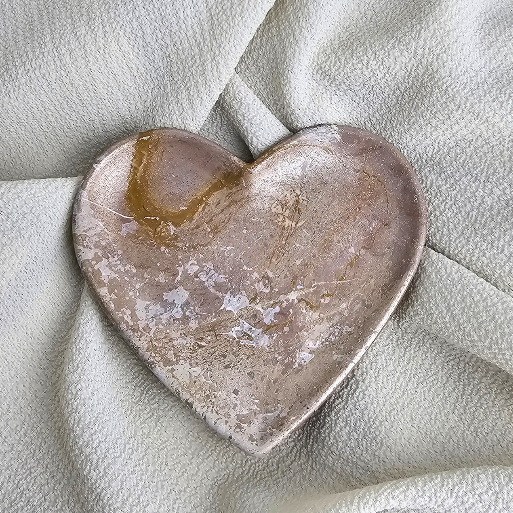 THE HEART TRAY