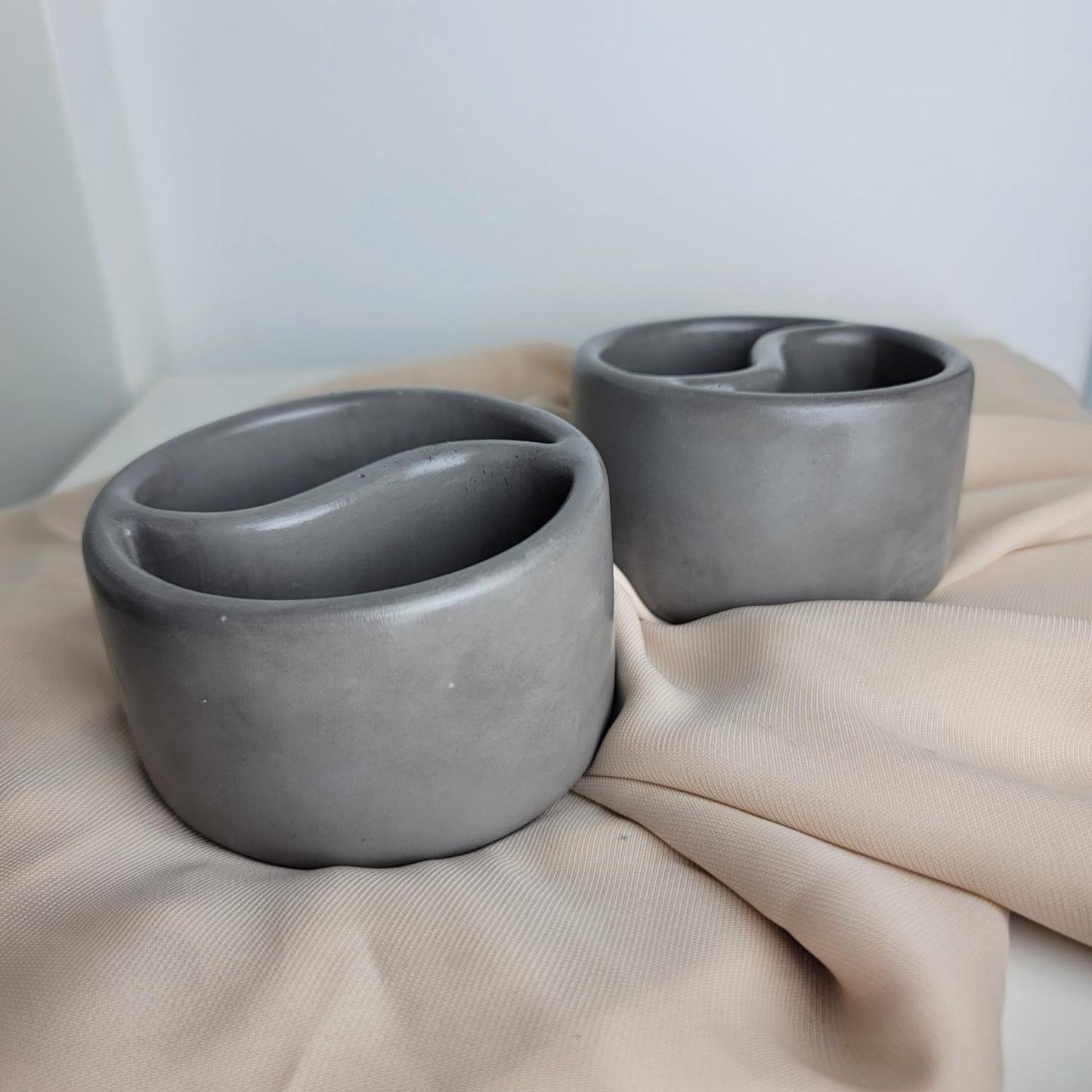 6 sealed Concrete Vessels | light grey | YinYang 7oz